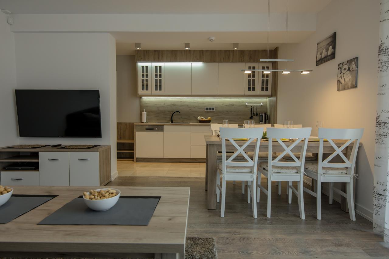 Apartamenty Sun ชเจอร์ค ภายนอก รูปภาพ